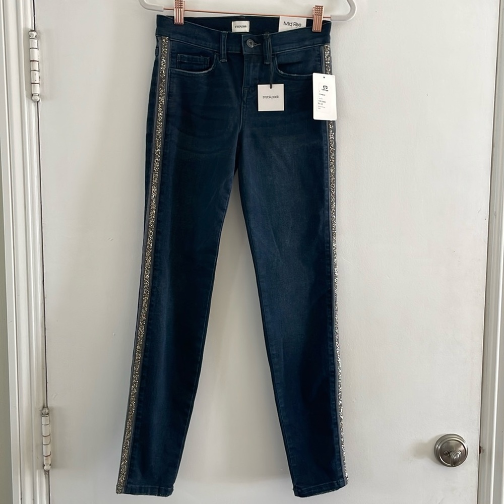 NWT Sneak Peek Mid Rise Denim Bling Leggings size 1 W25